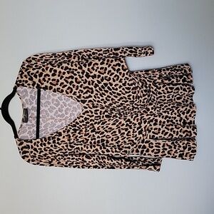 Lane Bryant Girly Vibrant Size 18/20 Cross Front Surplice Animal Print Top